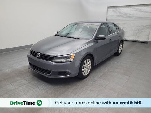 Used 2013 Volkswagen Jetta SE FWD image 1