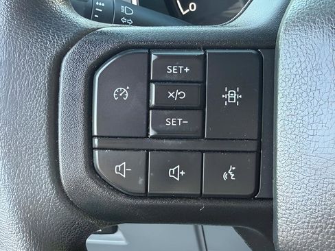 Used 2022 Ford F150 XLT image 16