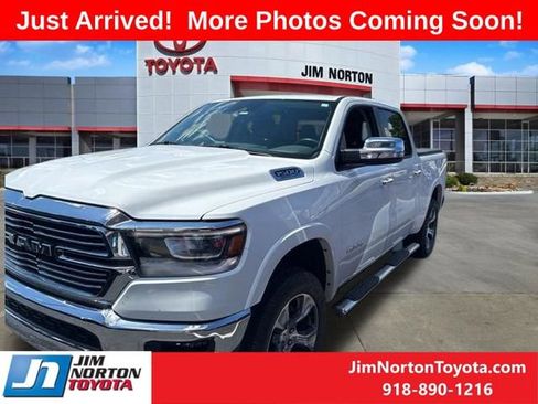 Used 2022 RAM 1500 Laramie AWD/4WD image 3