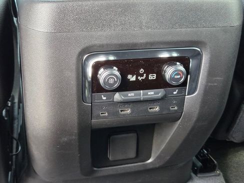 New 2026 GMC Yukon Denali w/ Denali Reserve Package AWD/4WD image 11