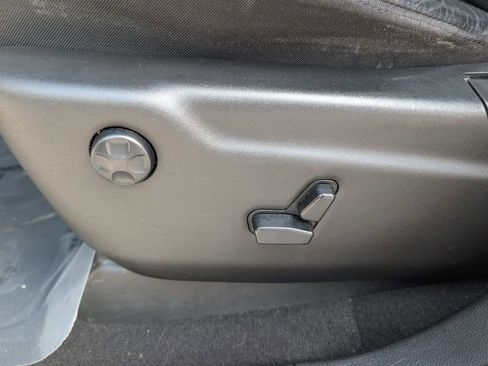 Used 2020 Jeep Grand Cherokee Limited X image 21