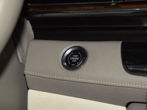 Used 2023 Cadillac Escalade ESV Premium Luxury Platinum w/ Heavy-Duty Trailer Package image 35