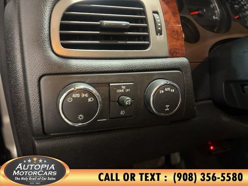Used 2013 Chevrolet Tahoe LT AWD/4WD image 22