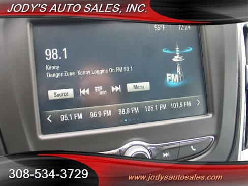 Used 2018 Chevrolet Malibu LS image 16