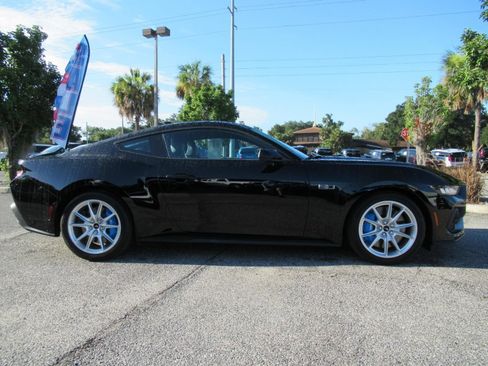 Used 2024 Ford Mustang GT Premium RWD image 2