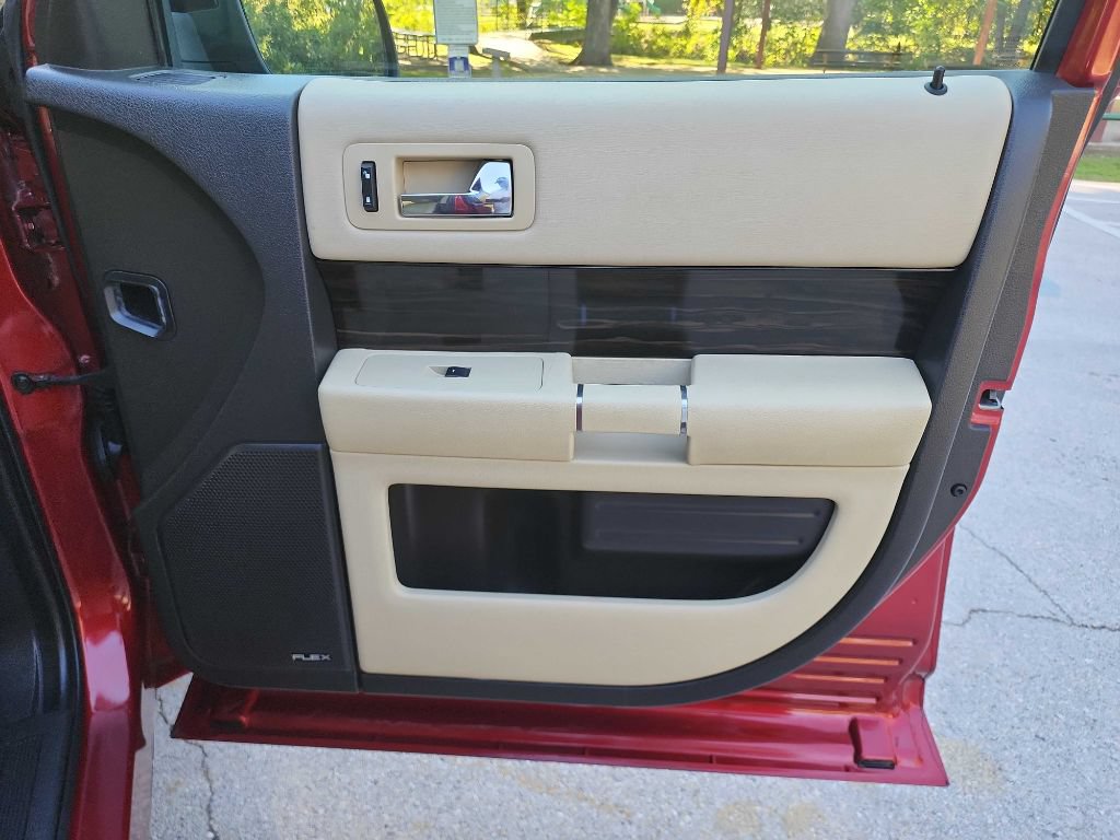 Used 2014 Ford Flex SEL w/ Equipment Group 202A FWD image 37