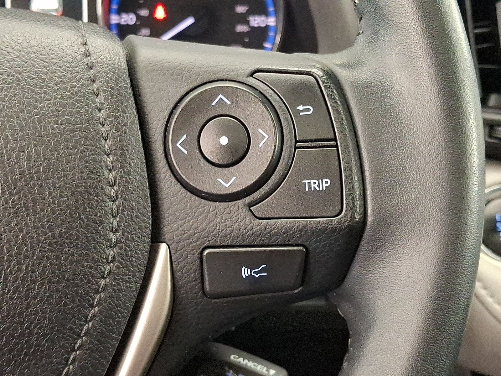 Certified 2016 Toyota RAV4 Limited AWD/4WD image 10