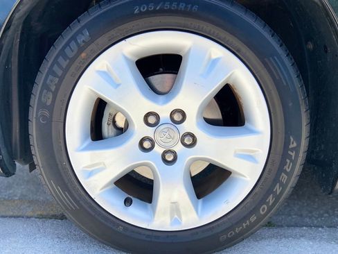 Used 2008 Toyota Matrix XR FWD image 9