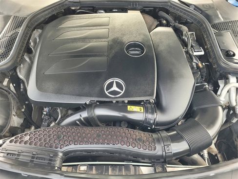 Used 2021 Mercedes-Benz C 300 Sedan image 27