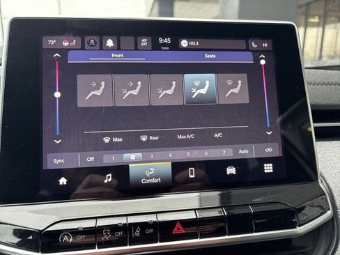 Used 2023 Jeep Compass Latitude w/ Convenience Group image 13