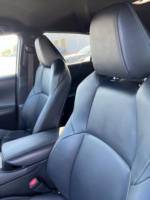 Used 2023 Toyota Venza XLE AWD/4WD image 5