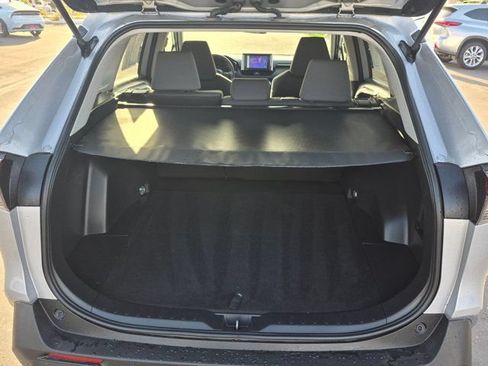 Used 2025 Toyota RAV4 XLE FWD image 10