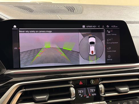 Used 2022 BMW X7 M50i w/ Executive Package image 17