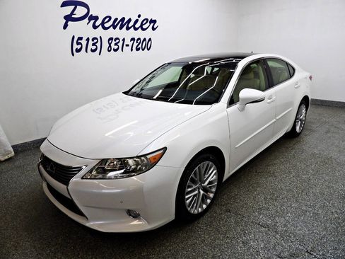 Used 2013 Lexus ES 350 FWD image 1