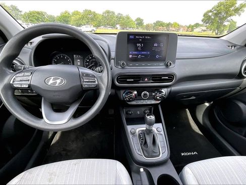 Used 2022 Hyundai Kona SEL FWD image 13