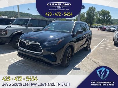 Used 2024 Toyota Highlander XLE
