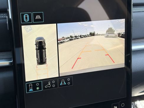 Used 2026 GMC Terrain Denali AWD/4WD image 28
