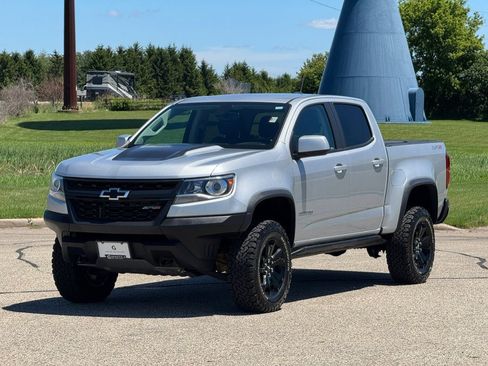 Used 2018 Chevrolet Colorado ZR2 w/ ZR2 Dusk Special Edition AWD/4WD image 5
