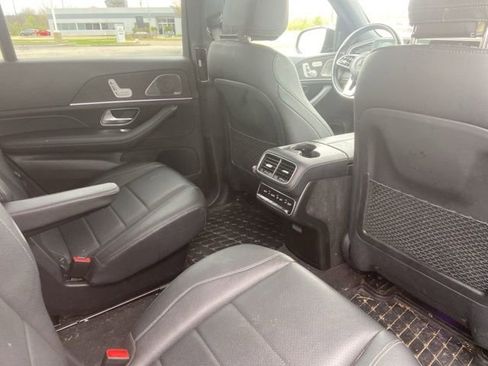 Used 2022 Mercedes-Benz GLS 450 4MATIC image 5