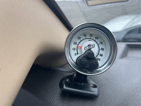 Used 2016 Ford F350 Lariat w/ Chrome Package image 23