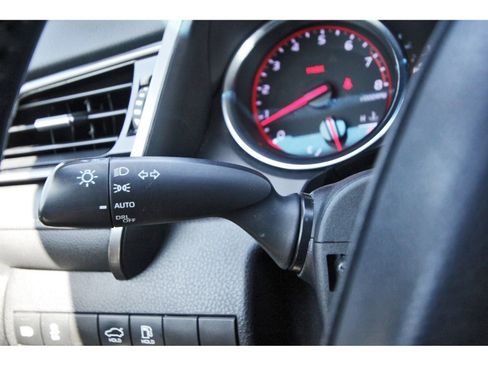 Used 2019 Toyota Camry XSE image 20