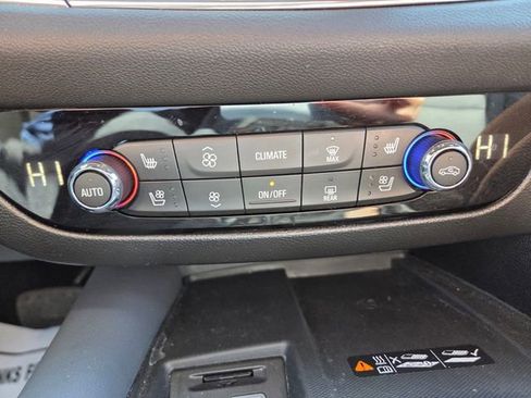 Used 2023 Buick Enclave Premium w/ Experience Buick Package AWD/4WD image 36