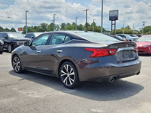 Used 2016 Nissan Maxima Platinum FWD image 4