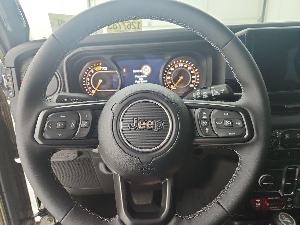 New 2026 Jeep Wrangler Unlimited Rubicon AWD/4WD image 14