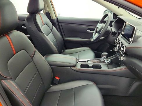 Used 2024 Nissan Sentra SR w/ SR Premium Package image 24