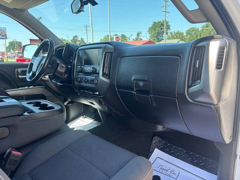 Used 2018 Chevrolet Silverado 1500 LT w/ All Star Edition AWD/4WD image 26