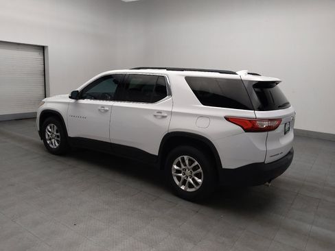 Used 2020 Chevrolet Traverse LT w/ Driver Confidence II Package AWD/4WD image 3