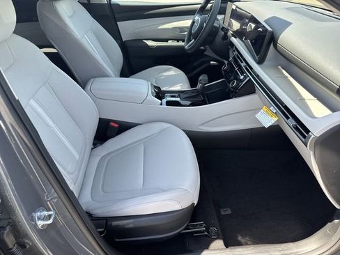 New 2026 Hyundai Tucson SEL FWD image 13
