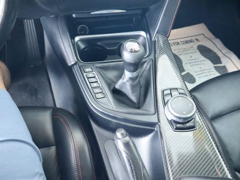 Used 2016 BMW M3 RWD image 25