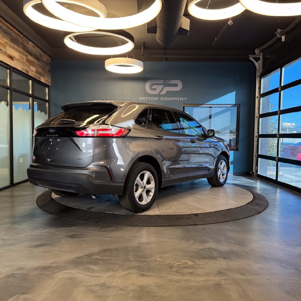 Used 2024 Ford Edge SE AWD/4WD image 3