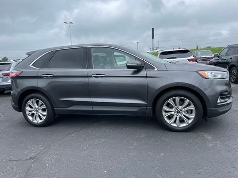 Used 2020 Ford Edge Titanium AWD/4WD image 2