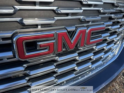 Used 2018 GMC Yukon SLT image 35