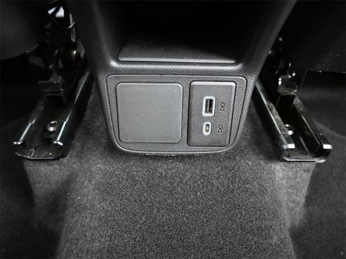 Used 2022 Buick Encore GX Preferred w/ Cold Weather Comfort Package image 14