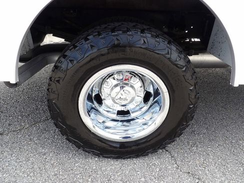 Used 2024 RAM 3500 Tradesman w/ Chrome Appearance Group AWD/4WD image 65