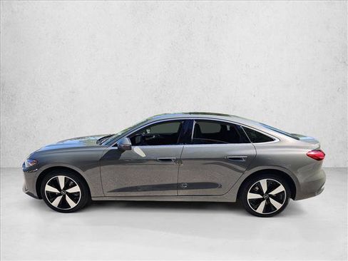 Used 2025 Audi A5 2.0T Premium Plus w/ Premium Plus AWD/4WD image 5