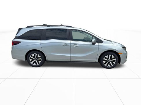 Certified 2026 Honda Odyssey EX-L image 10