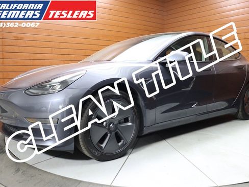Used 2023 Tesla Model 3 Standard Range RWD image 1