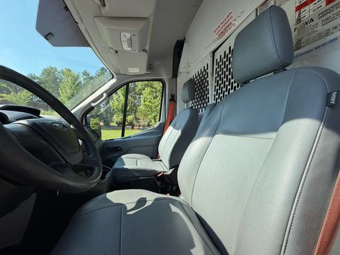 Used 2019 Ford Transit 150 148 Medium Roof RWD image 15