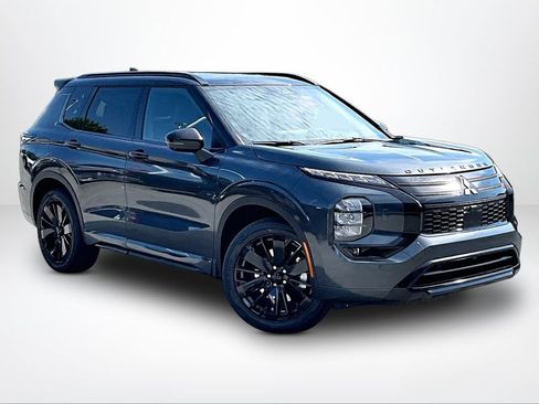 New 2026 Mitsubishi Outlander SEL Black Edition AWD/4WD image 3