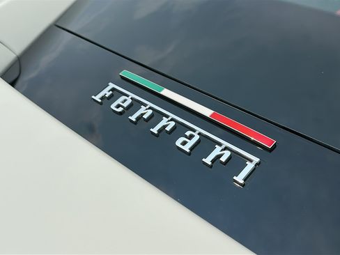 Used 2017 Ferrari 488 GTB RWD image 18