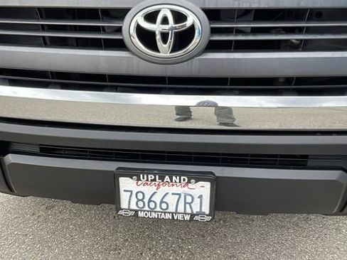 Used 2014 Toyota Tundra SR5 RWD image 9