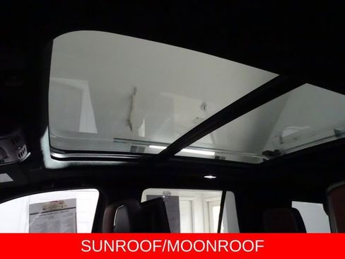 Used 2023 GMC Yukon Denali Ultimate image 13