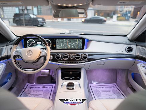 Used 2015 Mercedes-Benz S 550 Sedan w/ Sport Package w/ Sport Package image 14