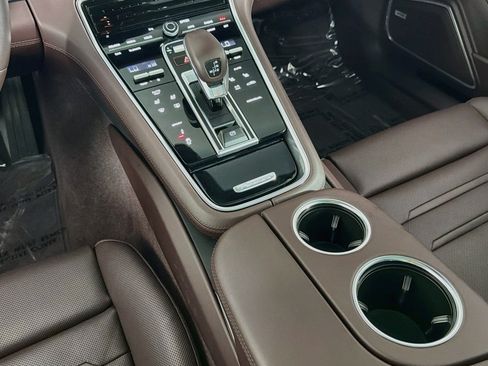 Used 2023 Porsche Panamera Platinum Edition RWD image 4