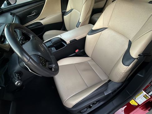 Used 2021 Lexus ES 350 ES 350 Sedan 4D image 25