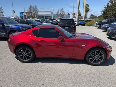 Used 2020 MAZDA MX-5 Miata RF Grand Touring RWD image 3